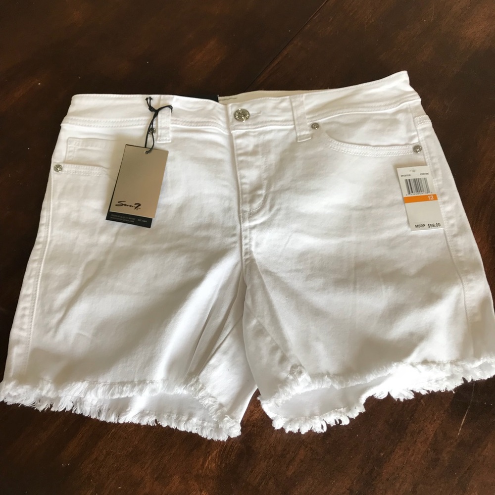 NWT white size 12 shorts!